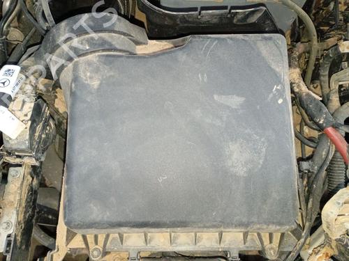 Used Air filter box MERCEDES-BENZ B-CLASS Sports Tourer (W246, W242) [2011-2018]  30860140