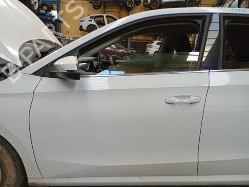 Used Left front door Left front door SKODA FABIA IV (PJ3) 1.0 TSI (95 hp) 33543779 33543779