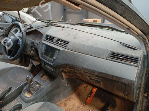 Salpicadero SEAT IBIZA V (KJ1, KJG) 1.0 MPi (80 hp) 31645196