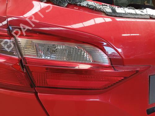 Venstre baglygte bagklap FORD FIESTA VII (HJ, HF) 1.1 Ti-VCT (86 hp) 31052297