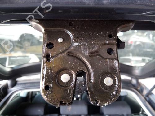 Used Tailgate lock AUDI A3 (8P1) 1.9 TDI (105 hp) 12495327