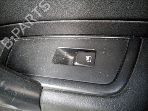 Used Right front window switch AUDI A1 (8X1, 8XK) [2010-2019]  17009401