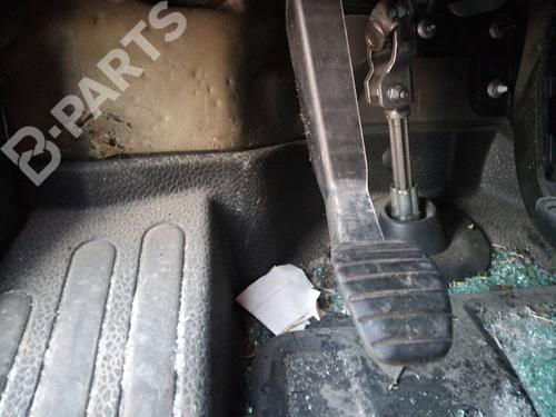 Used Clutch pedal Clutch pedal RENAULT MASTER III Van (FV) [2010-2026] 10734495 10734495