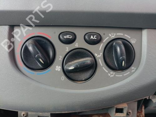 Used Climate control RENAULT TRAFIC II Bus (JL) 2.5 dCi 145 (JL0J) (146 hp) 28035382