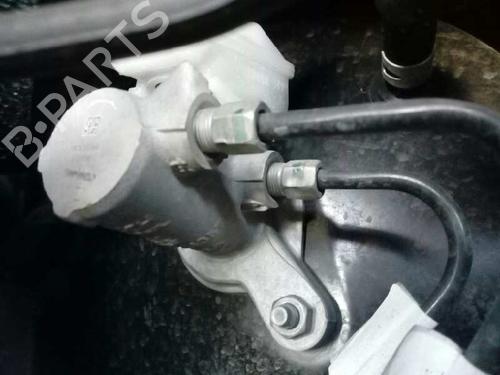 Brake master cylinder HONDA CR-V IV (RM_) 1.6 i-DTEC (RE6) | BP2690728M77 