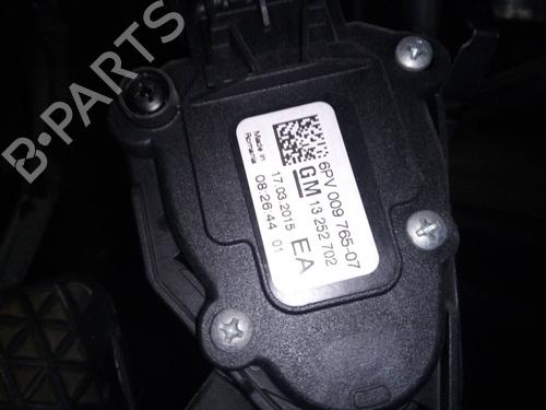 Used Pedal OPEL ASTRA J (P10) 1.6 CDTi (68) (110 hp) 17212633