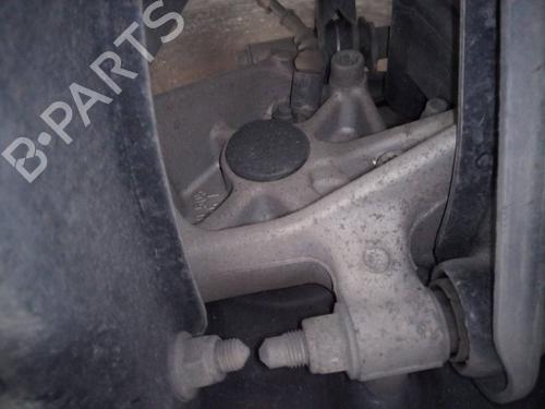 Used Left rear steering knuckle VW TIGUAN (5N_) 2.0 TDI (110 hp) 16684439