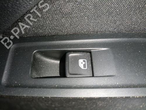 right-rear-window-switch-skoda-kamiq-nw4-2019-33235532 main image