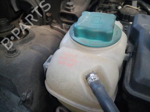 Used Expansion tank VOLVO XC90 I (275) D5 AWD (163 hp) 8412928