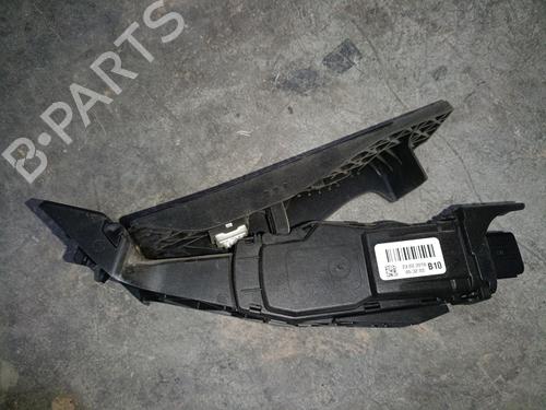 Pedal HYUNDAI TUCSON (TL, TLE) 1.7 CRDi (116 hp) 32059294