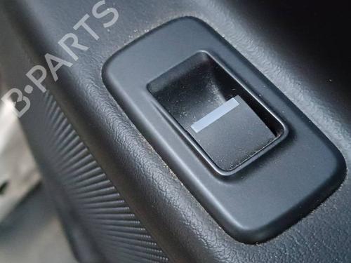 Used Right rear window switch JAGUAR XE (X760) [2015-2025]  22977049