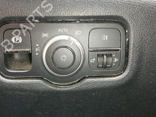 Used Headlight switch Headlight switch 36882476 36882476