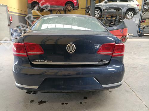 Left tailgate light VW PASSAT B7 (362) 2.0 TDI | BP39200040C79 - Image 8