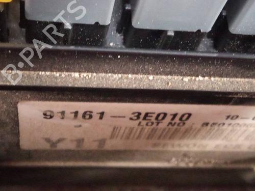 Fuse box KIA SORENTO I (JC) 2.5 CRDi 4WD | BP13377327E1 