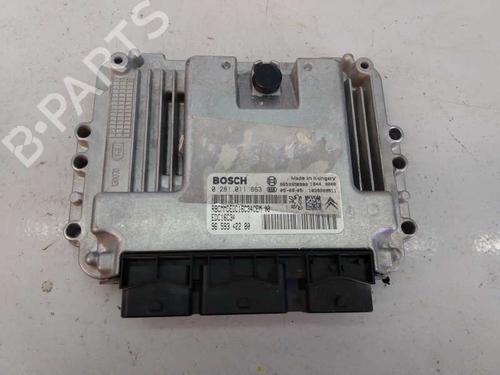 Used Engine control unit (ECU) PEUGEOT 307 (3A/C) 1.6 HDi (90 hp) 6037613