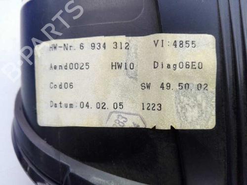 Instrument cluster BMW 5 (E60) 520 i | BP2685797C47 