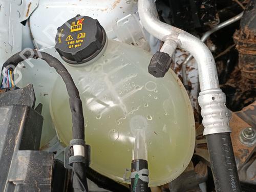 ekpansionstank-ford-puma-j2k-cf7-2019-36552743 main image