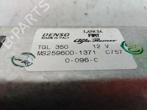 Rear wiper motor FIAT 500 (312_) 1.3 D Multijet (312AXB1A) | BP5823443M102 