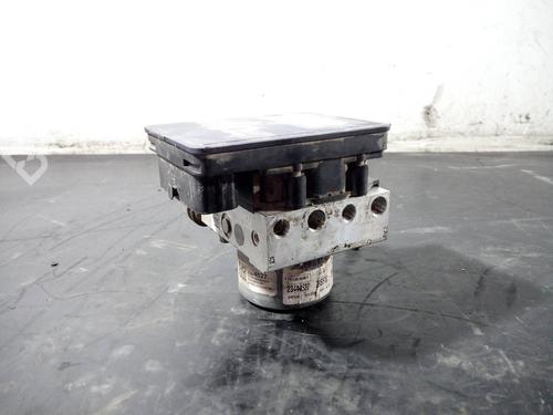 Used ABS pump OPEL INSIGNIA A (G09) 2.0 CDTI (68) (140 hp) 15652724