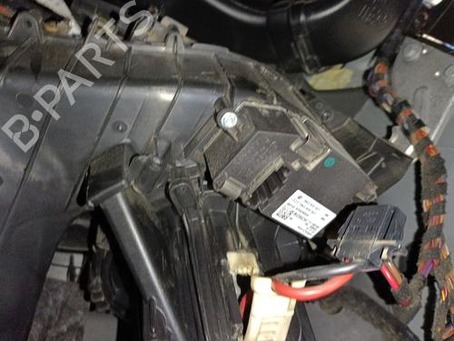 Used Heater blower motor AUDI A4 B8 (8K2) 2.0 TDI (143 hp) 30043902