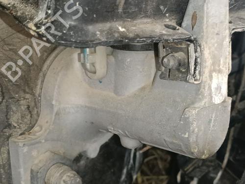 Used Brake master cylinder Brake master cylinder 38106150 38106150