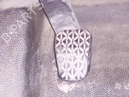 Used Clutch pedal FORD TRANSIT COURIER B460 Box Body/MPV 1.5 TDCi (75 hp) 8788924