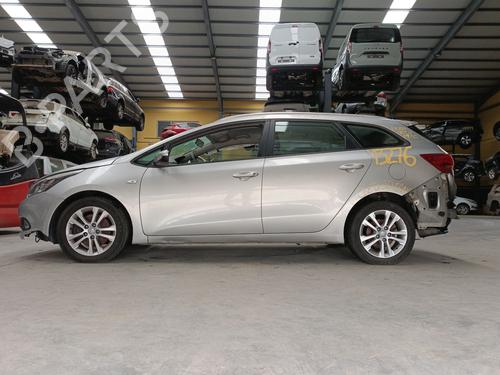 Pièces Détachées Usagées KIA CEE'D (JD) 1.4 CRDi 90 (90 hp) 4414163