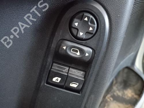 Used Left front window switch CITROËN C3 II (SC_) 1.2 VTi 82 (82 hp) 28046392