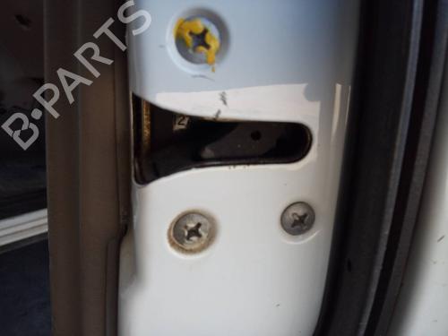 Used Front right lock NISSAN TERRANO II (R20) 2.7 TDi 4WD (125 hp) 10562091