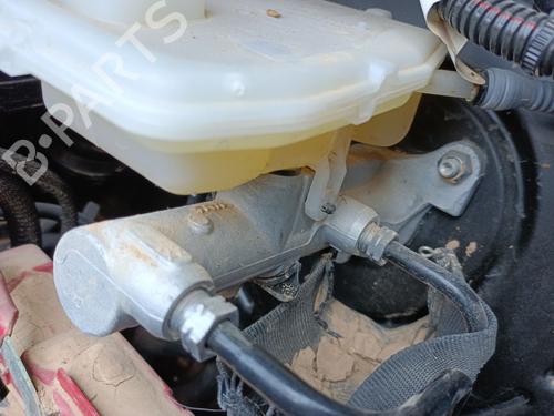 Hovedbremsecylinder RENAULT TRAFIC III Bus (JG_) 2.0 dCi 110 (JGMW) (110 hp) 27874357