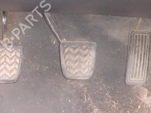 Used Break pedal TOYOTA AVENSIS Estate (_T25_) 2.0 D-4D (CDT250_, CDT250R) (116 hp) 10412524