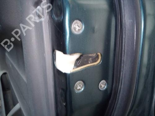 Used Front right lock MITSUBISHI PAJERO III (V7_W, V6_W) 3.2 Di-D (V68W) (160 hp) 17569402