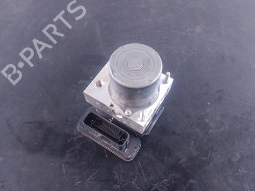 Used ABS pump RENAULT CLIO V (B7_) 1.0 LPG (B7MT) (101 hp) 31882199