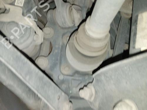 Used Right rear steering knuckle BMW X3 (F25) xDrive 20 d (184 hp) 30906525