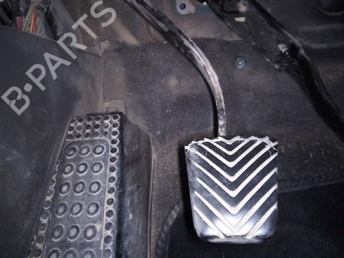 Used Clutch pedal MITSUBISHI PAJERO III (V7_W, V6_W) 3.2 Di-D (V68W) (160 hp) 17569434