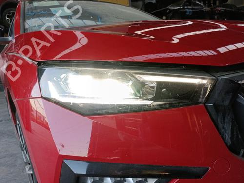 Used Right headlight SKODA SCALA (NW1) 1.5 TSI (150 hp) 28139077