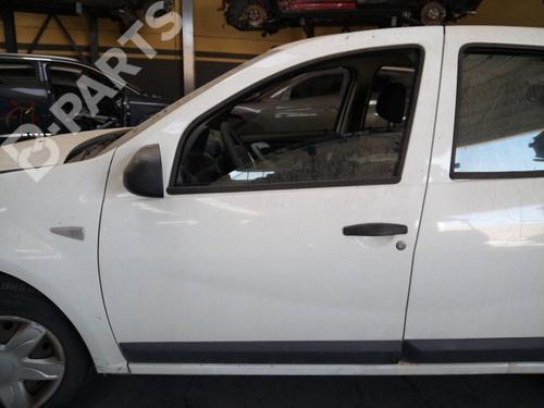 Used Left front door Left front door DACIA SANDERO 1.2 16V (75 hp) 10390427 10390427