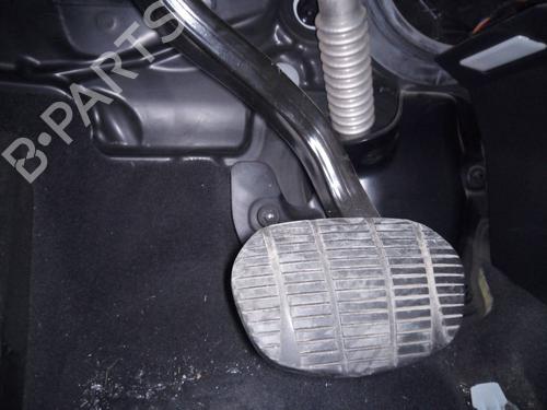 Used Break pedal BMW X1 (F48) sDrive 18 d (150 hp) 18529018
