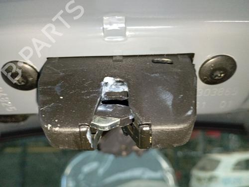 Used Tailgate lock OPEL CORSA F (P2JO) 1.2 (68) (101 hp) 30717643
