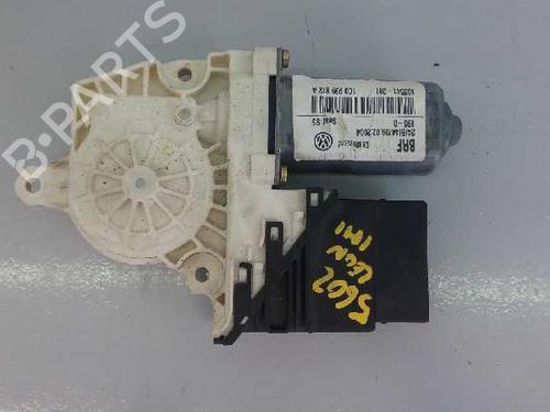 Used Right rear window motor SEAT LEON (1M1) [1999-2006]  4200946