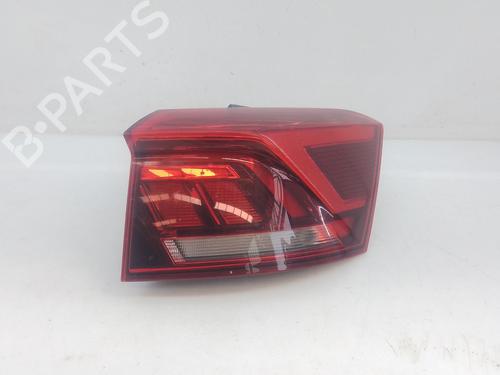 right-taillight-vw-t-roc-a11-d11-2017-32998654 main image