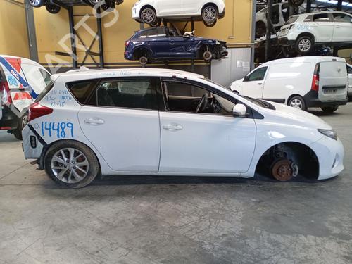 Used Parts TOYOTA AURIS (_E18_) 1.4 D-4D (NDE180_, NDE180R) (90 hp) 4361750