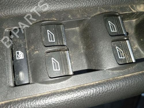 Used Left front window switch FORD KUGA II (DM2) 1.5 TDCi (120 hp) 31915953