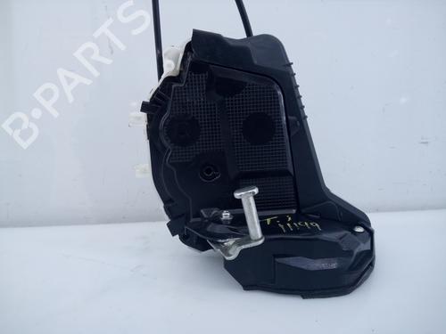Rear left lock TOYOTA YARIS (_P13_) 1.5 Hybrid (NHP130_, NHP130) | BP13400692C100 