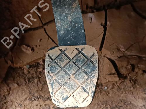 Used Clutch pedal VW TOURAN (5T1) 2.0 TDI (150 hp) 28073619