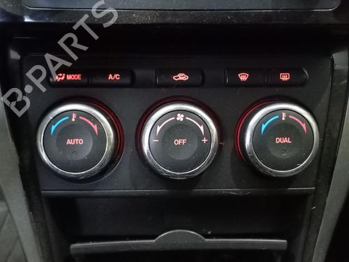 Commande Chauffage MAZDA 6 Saloon (GH) 2.2 D (GH10) (129 hp) 31919666