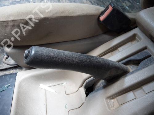 Parkbremsarm/handtak FORD MAVERICK (UDS, UNS) 2.7 TD (100 hp) 13582474