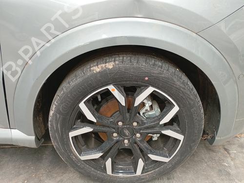 front-right-wheel-arch-trim-ford-puma-j2k-cf7-2019-36529209 main image
