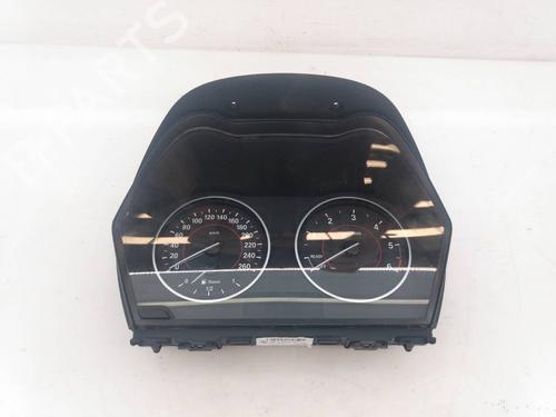 Used Instrument cluster BMW 1 (F21) 116 d (116 hp) 19264269