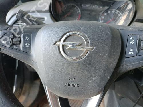 driver-airbag-opel-corsa-e-x15-2014-38464751 main image